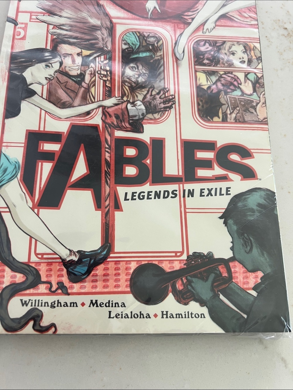 Fables: Legends in Exile Graphic Novel - Red Cover Comic Book - Picture 2 of 5